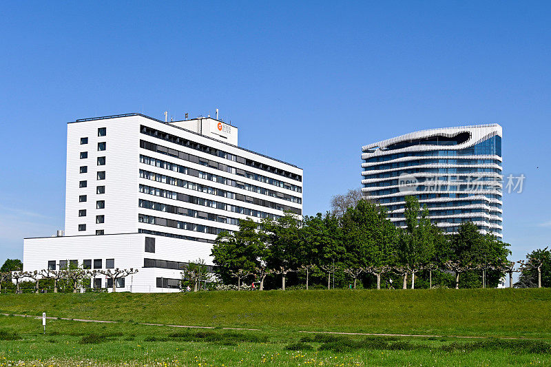 在Heerdter医院的Schoen Klinik Duesseldorf和高层建筑莱茵公里740
